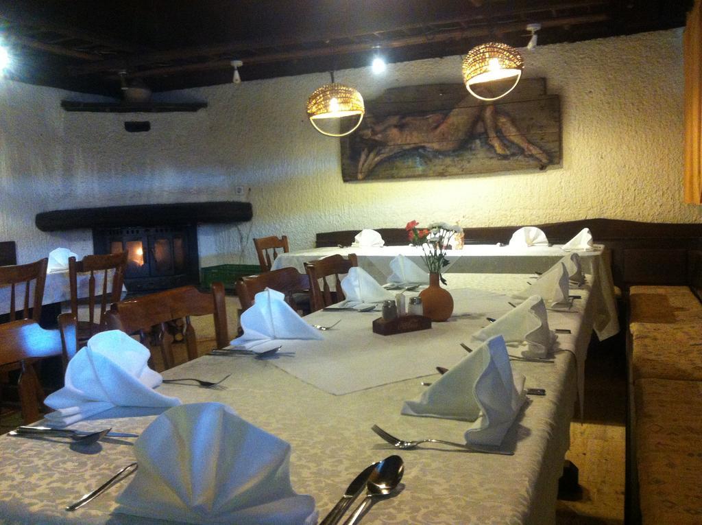Hotel Gostisce Smuk à Križe Extérieur photo